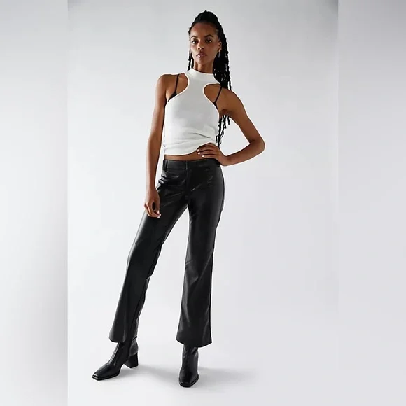 🌟FREE PEOPLE Love Language Black Vegan Leather Low-Rise Pants-Sizes 8 & 10 - Picture 6 of 15